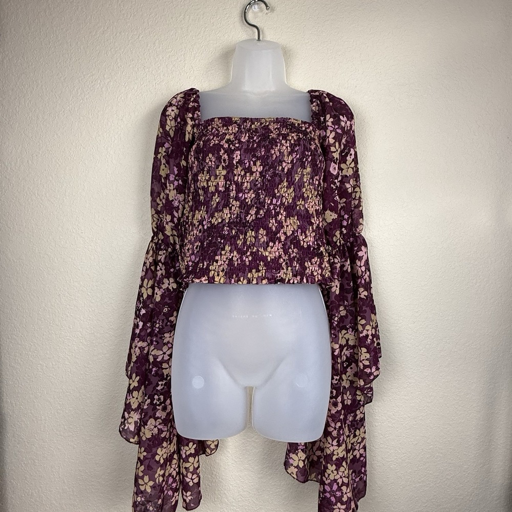 Live 4 Truth Bohemian Smocked Bell Sleeve Floral Crop Top Fairycore Milkmaid M